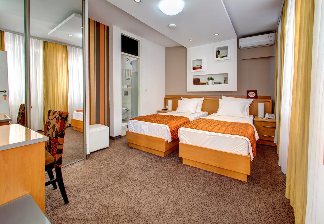 Hotel Boutique 36 Сараево Экстерьер фото